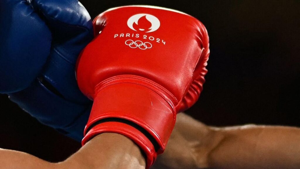 ‘Time to Shake Up Boxing’ – Ex-Champ Backs Dana White and Turki to Take Over the Sport