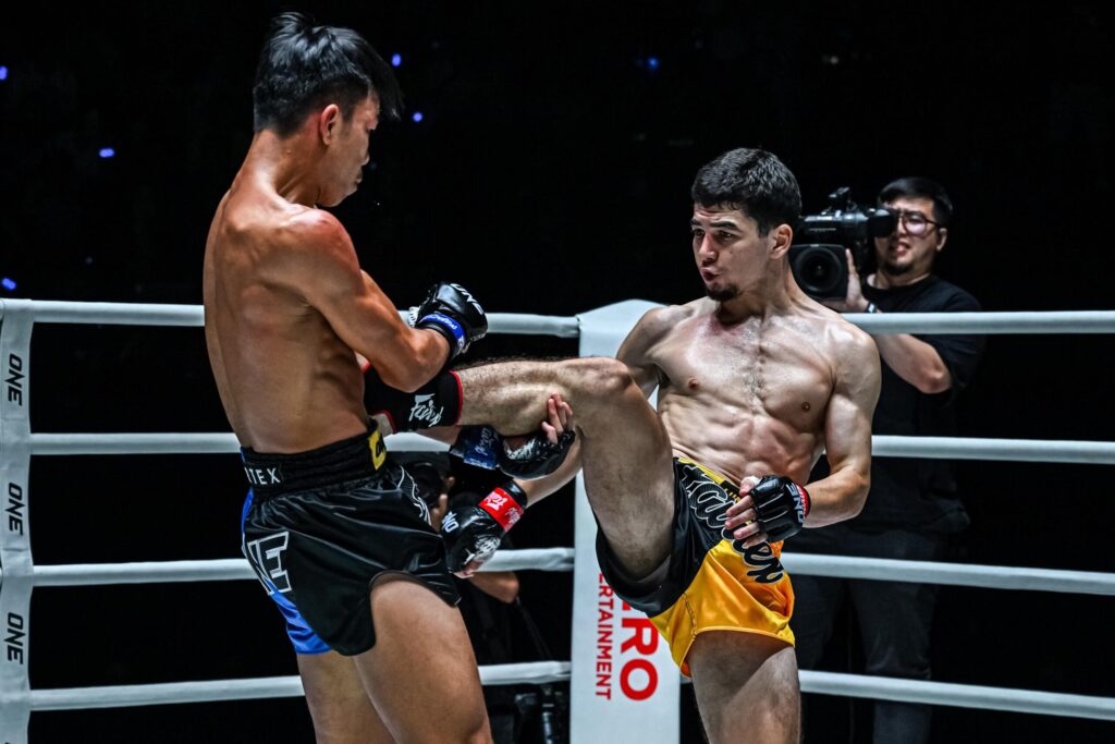 Experience the Thrill: Live Updates and Results from ONE Friday Fights 107!