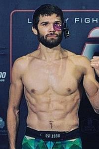 Justin Wetzell Shines with Stunning Decision Victory Over Mando Gutierrez at PFL 6
