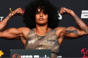 Karine Silva Clinches Controversial Win in Electrifying UFC 319 Battle Against Dione Barbosa