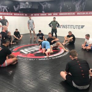 Harrisonburg MMA gym building community through boxing – WHSV