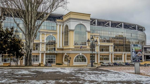 Valentina Shevchenko Crushes Zhang Weili in Breathtaking Flyweight Title Defense at UFC 322 Valentina Shevchenko Crushes Zhang Weili in Breathtaking Flyweight Title Defense at UFC 322