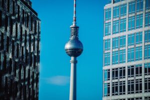 Former UFC Champion Predicts Alex Pereira’s Quest for a Third Title